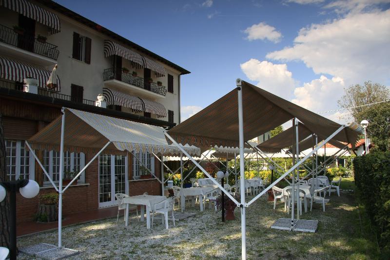 Hotel La Pineta Al Mare Forte dei Marmi Exteriér fotografie